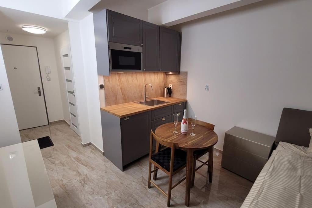 Luxusni Apartman Nedaleko Centra Praga Exterior foto